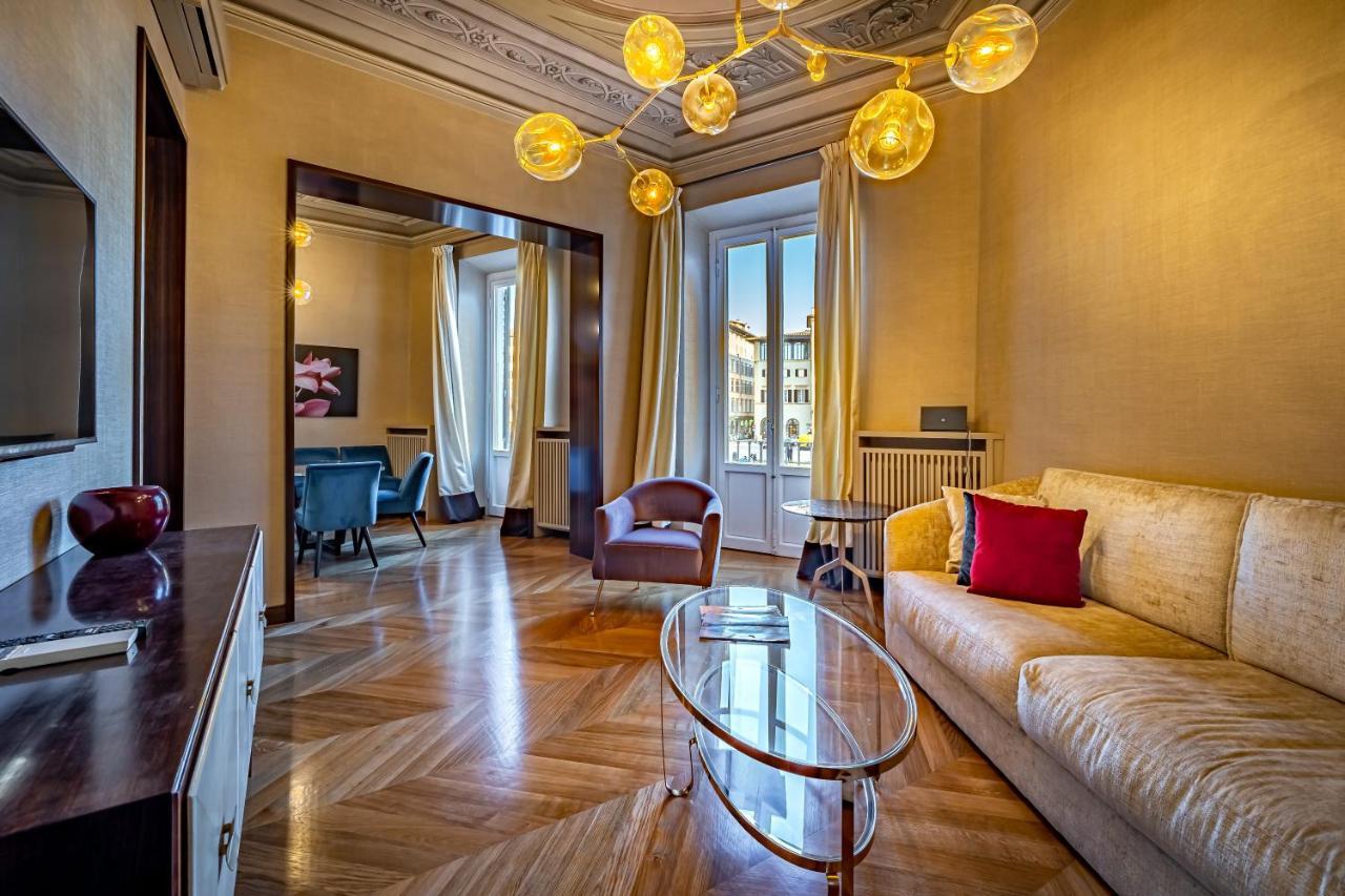 Yid Santa Maria Novella Suites Apt With Balcony フィレンツェ エクステリア 写真