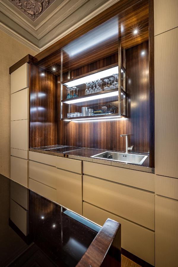 Yid Santa Maria Novella Suites Apt With Balcony フィレンツェ エクステリア 写真