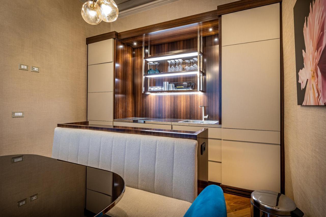 Yid Santa Maria Novella Suites Apt With Balcony フィレンツェ エクステリア 写真