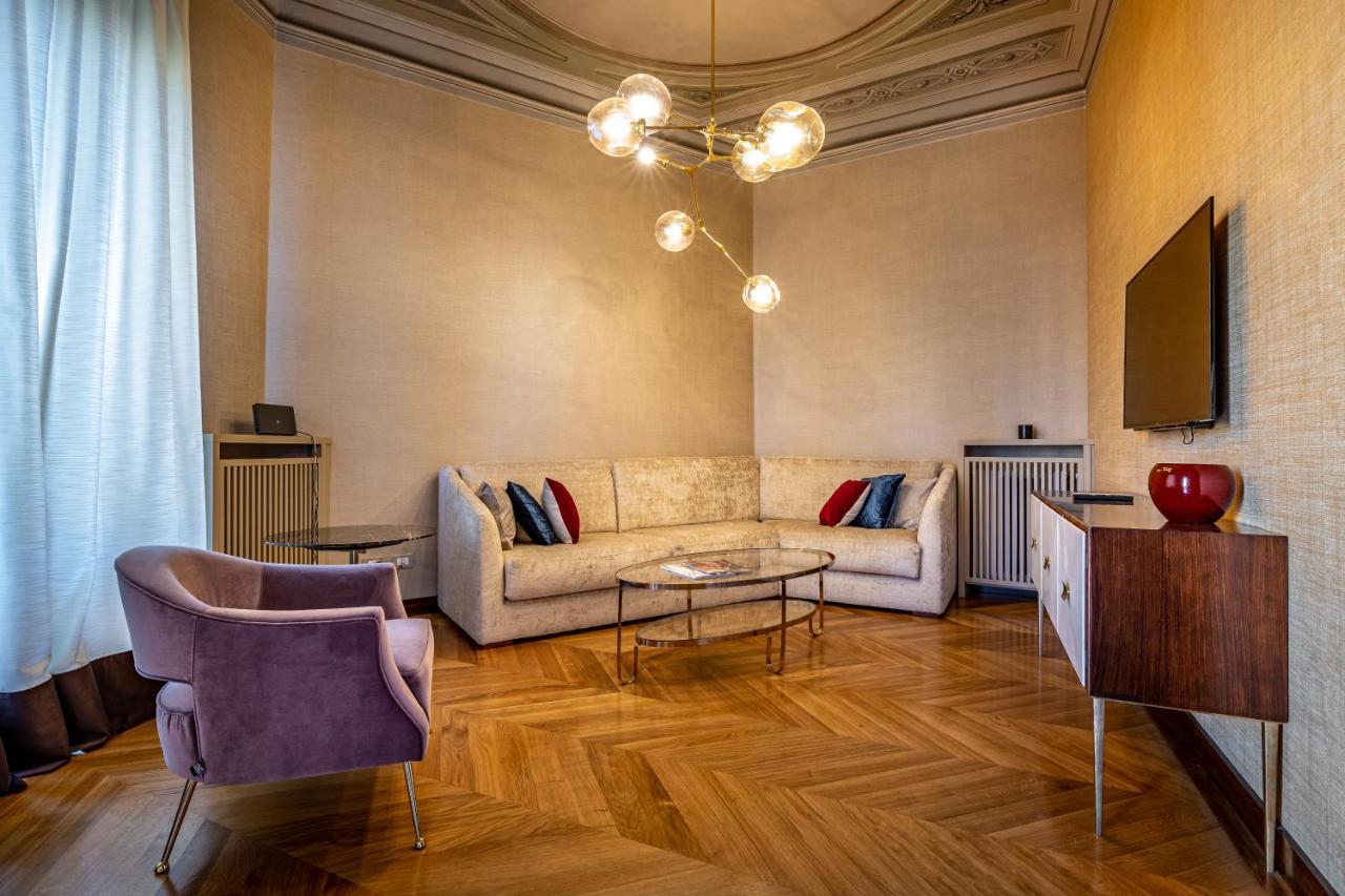 Yid Santa Maria Novella Suites Apt With Balcony フィレンツェ エクステリア 写真